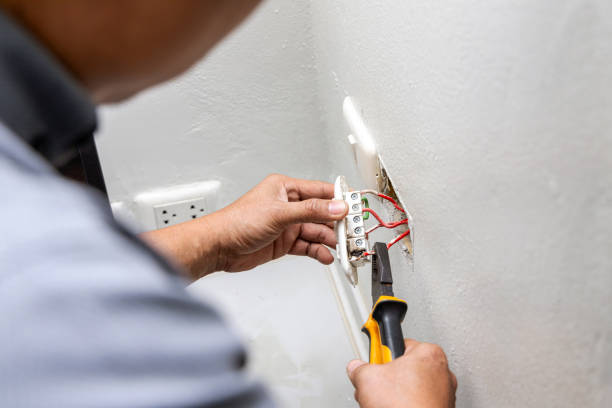 Best Circuit Breaker Repair  in Nooksack, WA